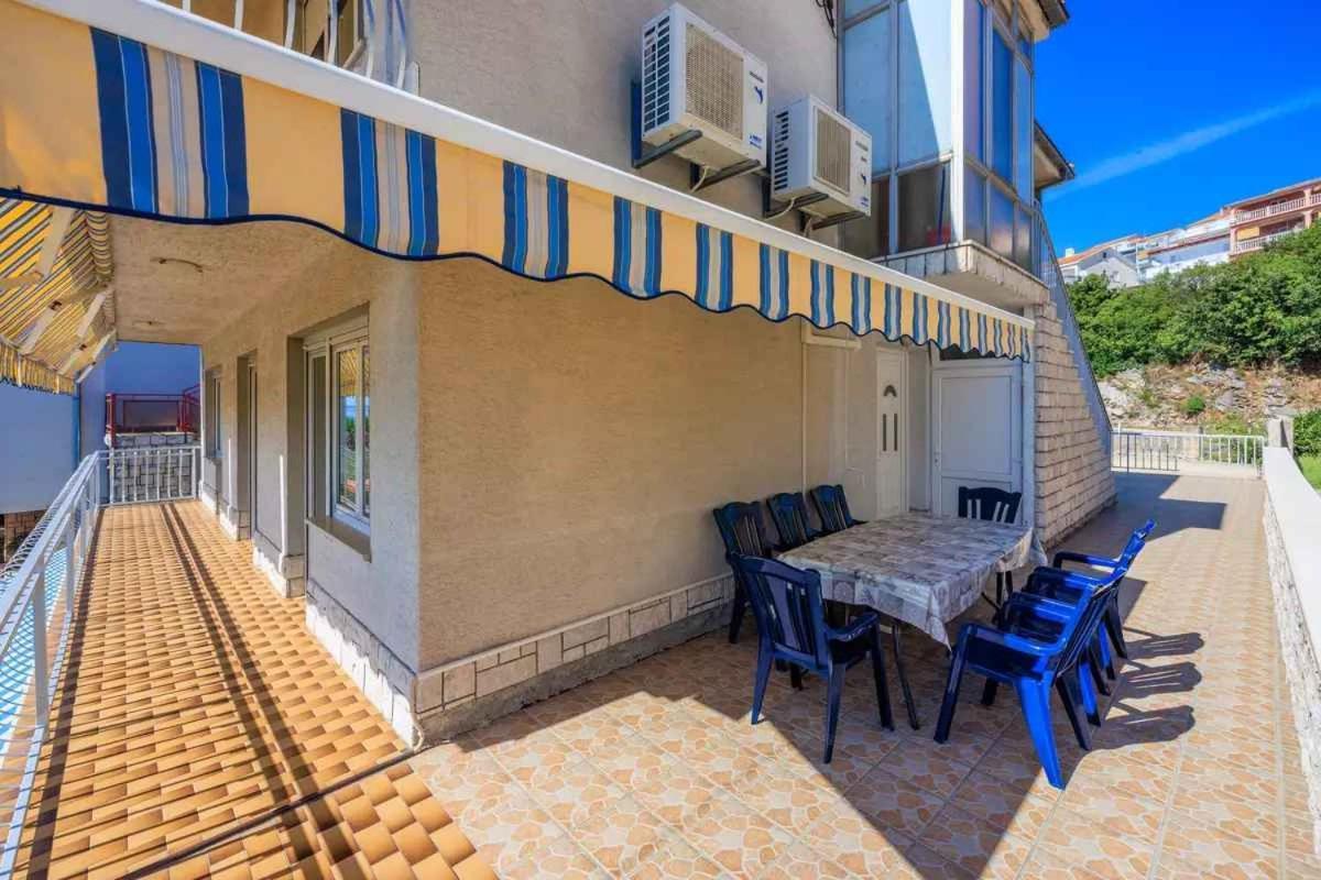 Four-Bedroom Apartment In Crikvenica II Zewnętrze zdjęcie