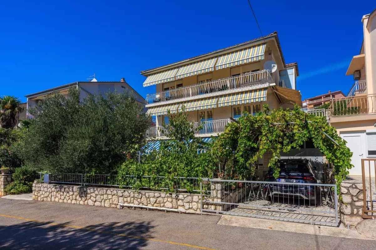 Four-Bedroom Apartment In Crikvenica II Zewnętrze zdjęcie