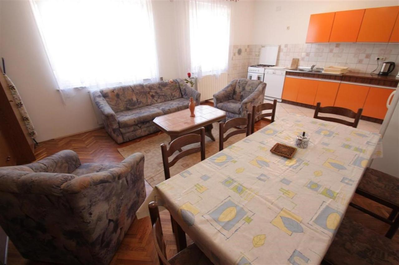 Four-Bedroom Apartment In Crikvenica II Zewnętrze zdjęcie